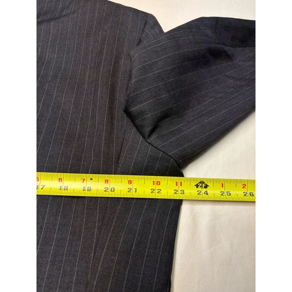 Brooks Brothers 1818 Madison Suit 44R W39‎ L27 Mens Pinstripe Estrato Wool USA